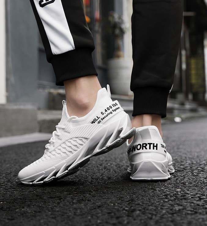 Mulat Hyperlift Sneakers - White