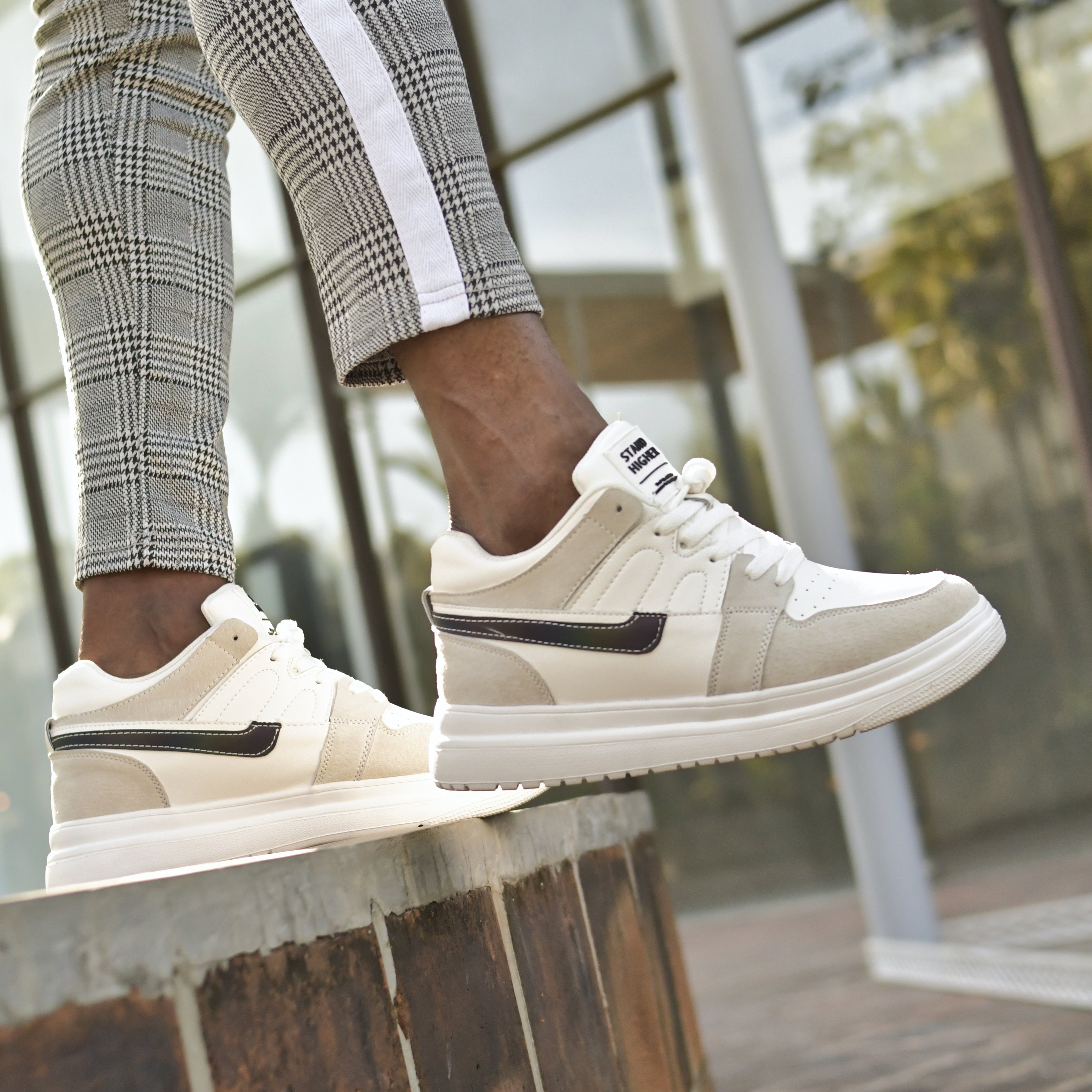 Mulat Mulat Genesis Sneakers (2.5" Boost)