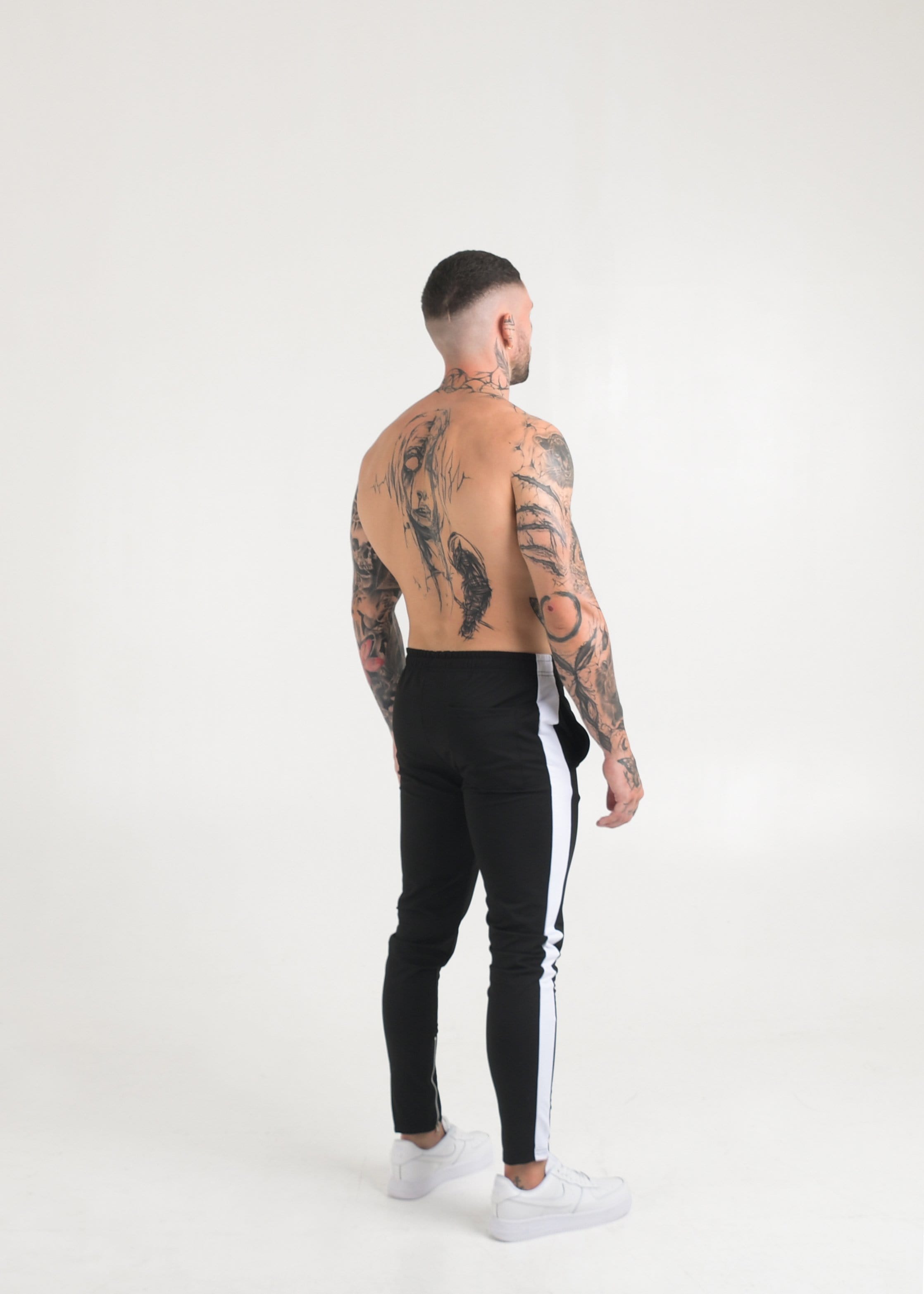 Mulat Mulat Essentials Gym Pants - Black 