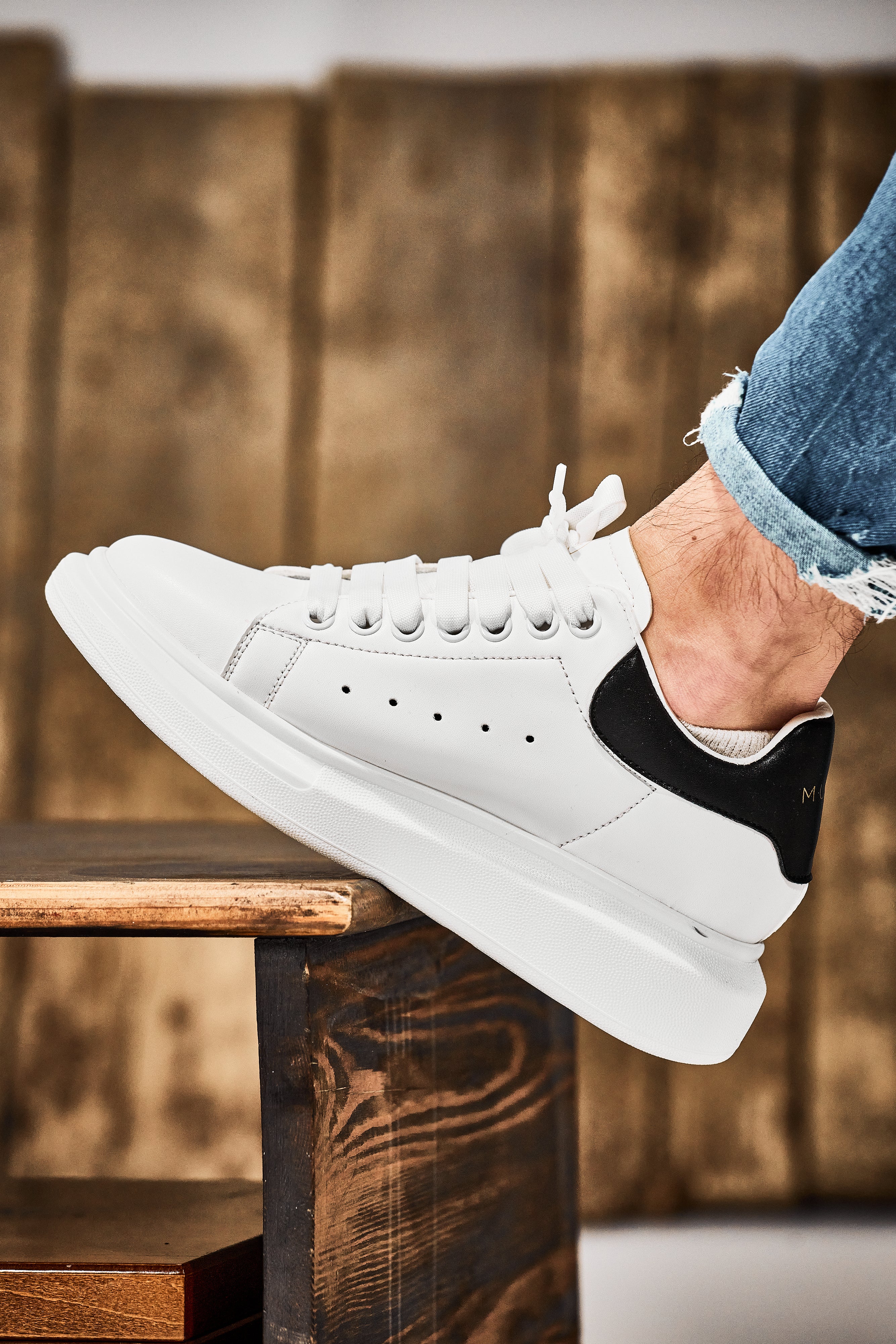 Mulat Mulat Oversized Sneakers White (2.5” Boost)