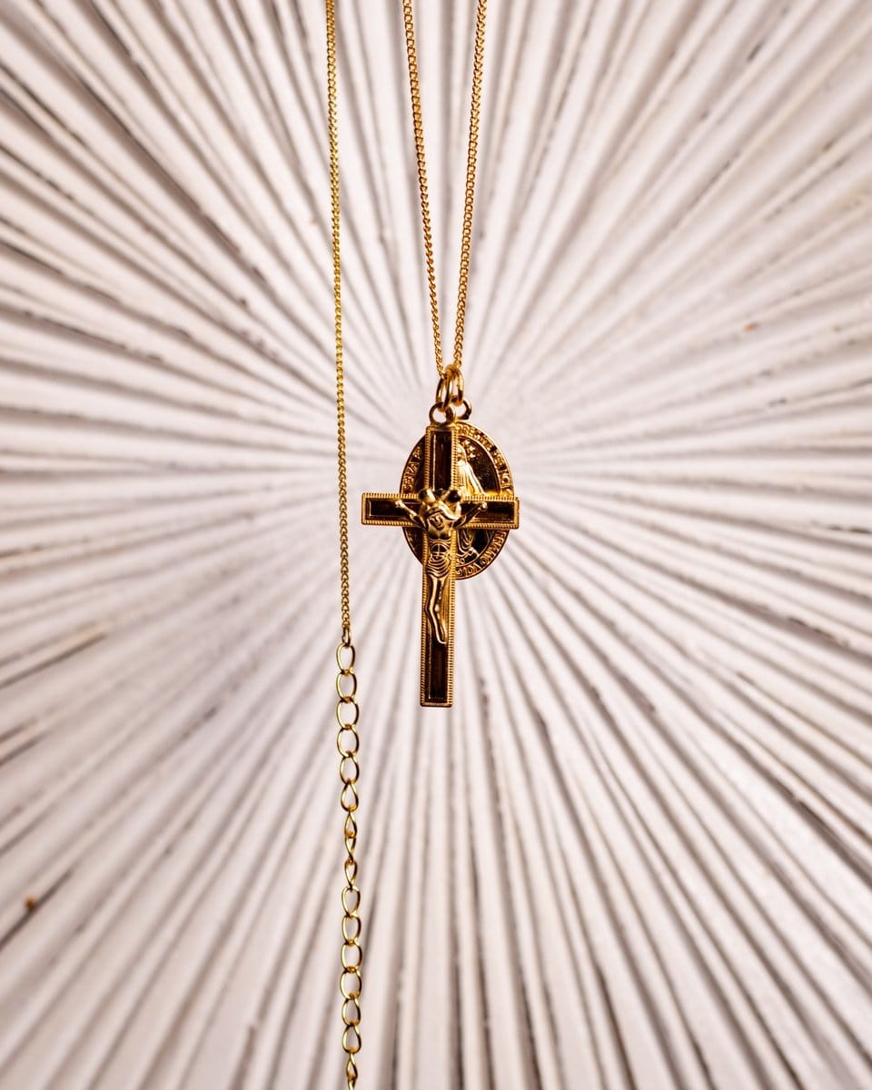 Virgin Mary Gold Pendant - Mulat 